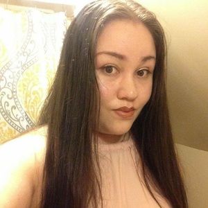 Meet your Posher, Noelia